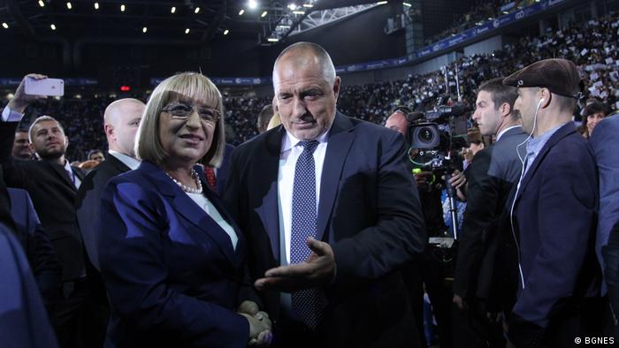 Борисов с Цачева в Арена Армеец, където ГЕРБ откри предизборната си кампания