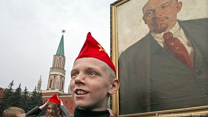 Russland Kundgebung zum 134. Geburtstag Lenins (picture-alliance/dpa/Y. Kochetkov)