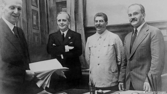 Hitler-Stalin-Pakt Unterzeichnung 1939 (AFP/Getty Images)