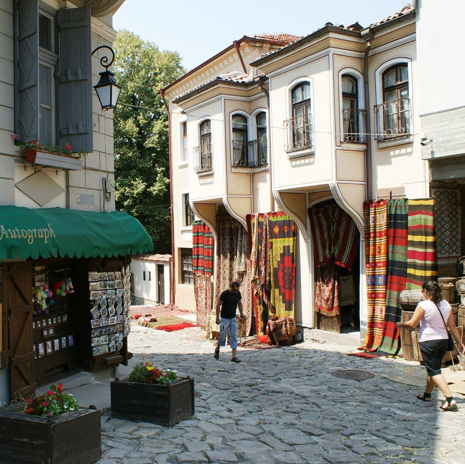 Narrow streets and a shop in Plovdiv, Bulgaria